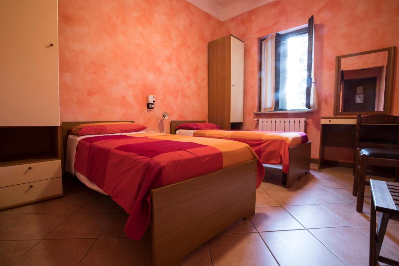 Albergo Ristorante Brera Inveruno Екстер'єр фото