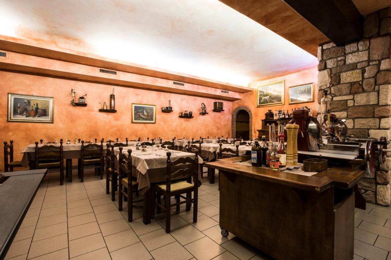 Albergo Ristorante Brera Inveruno Екстер'єр фото